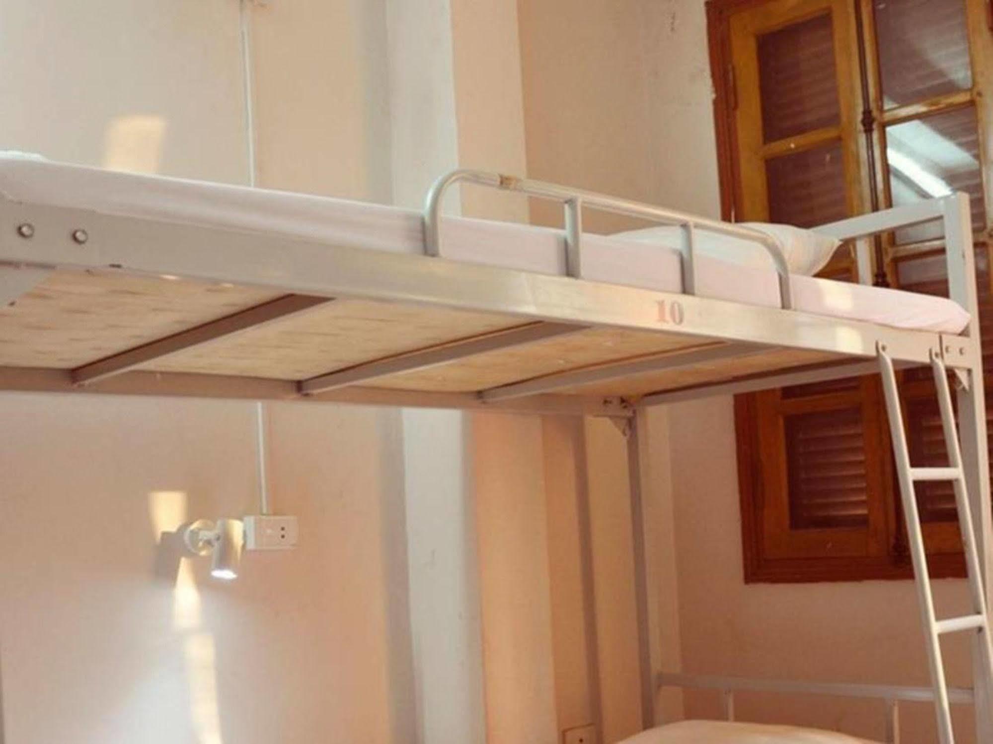 Hanoi Downtown Hostel Екстериор снимка