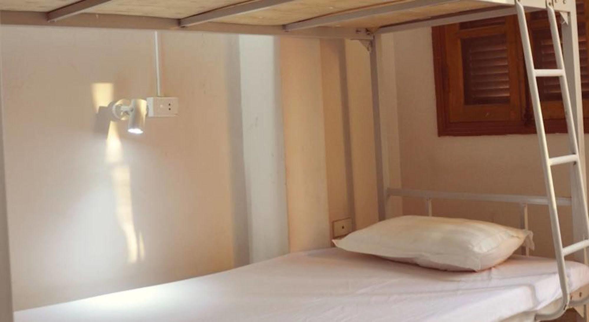 Hanoi Downtown Hostel Екстериор снимка